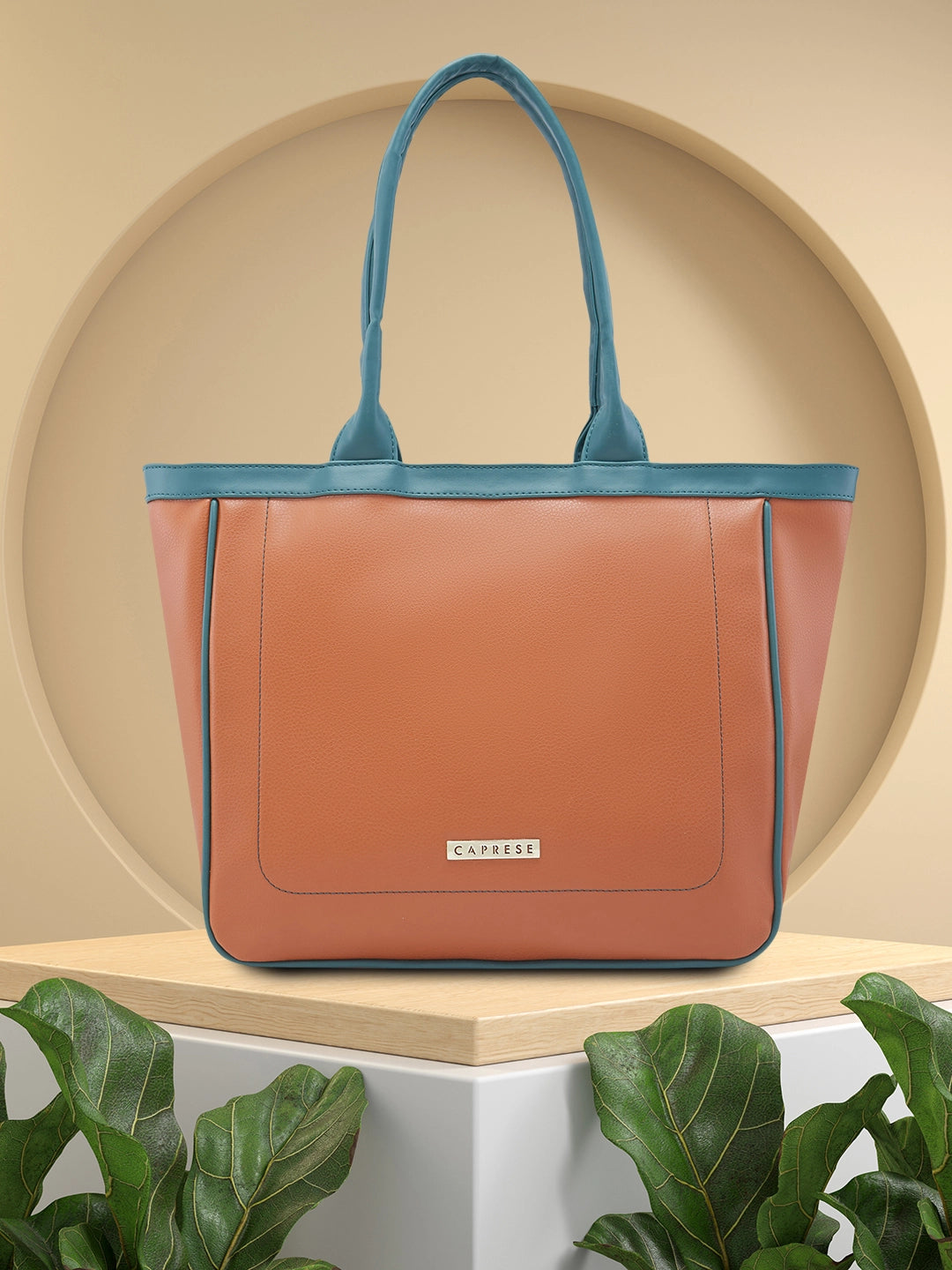 Caprese Tivoli Tote Medium Tan