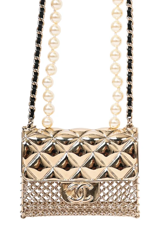 Pre-Loved Chanel™ Gold Tone Pearl/Chain 'CC' Flap Bag Necklace