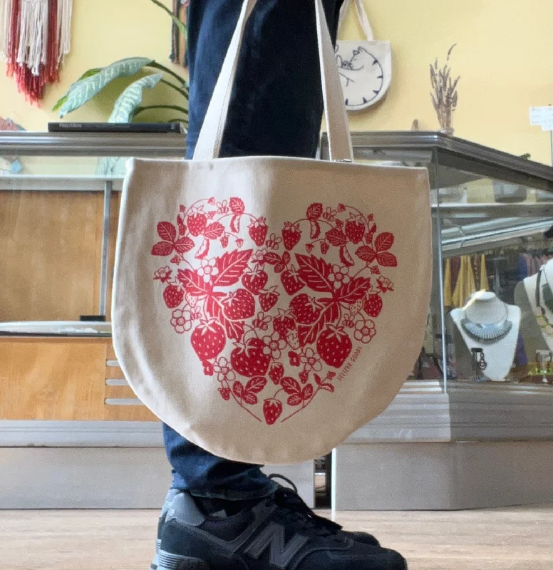 Strawberry Heart Round Tote