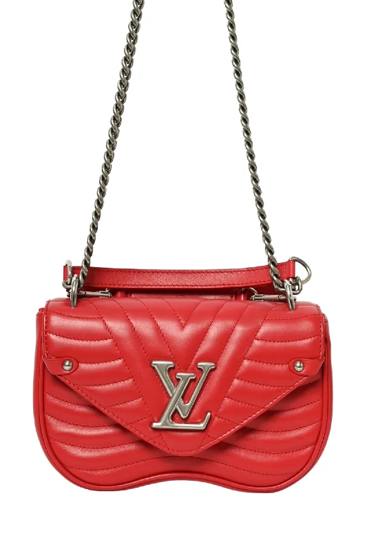 Louis Vuitton 2019 Red Ecarlate Leather New Wave MM Chain Bag