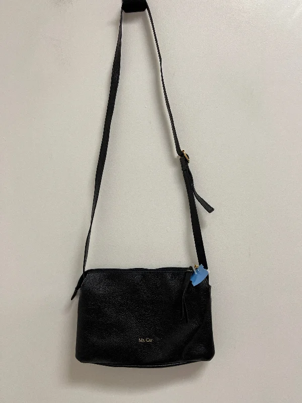 Crossbody By Clothes Mentor, Size: Medium